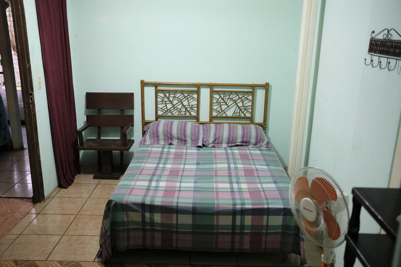 Hostal Del Este Santa Fe San Jose  Exterior photo